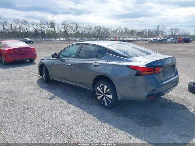 44839211 :رقم المزاد ، 1N4BL4DW0NN396095 vin ، 2022 Nissan Altima Sv Intelligent Awd مزاد بيع