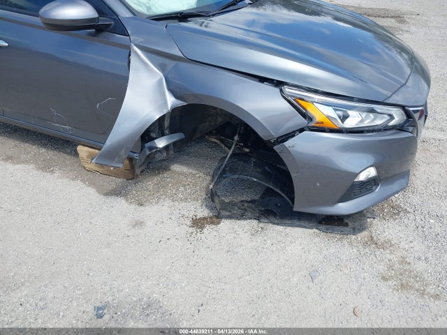 44839211 :رقم المزاد ، 1N4BL4DW0NN396095 vin ، 2022 Nissan Altima Sv Intelligent Awd مزاد بيع