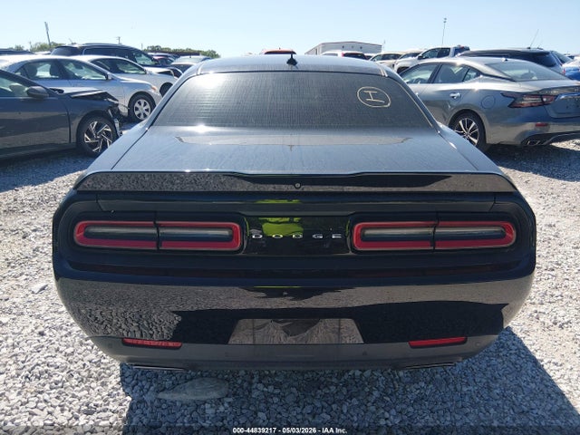 2C3CDZBT0GH237028 Dodge Challenger R/t Plus