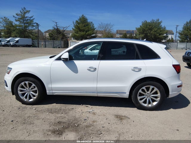 2015 Audi Q5 2.0t Premium მანქანა იყიდება აუქციონზე, vin: WA1CFAFP0FA104314, აუქციონის ნომერი: 44839225