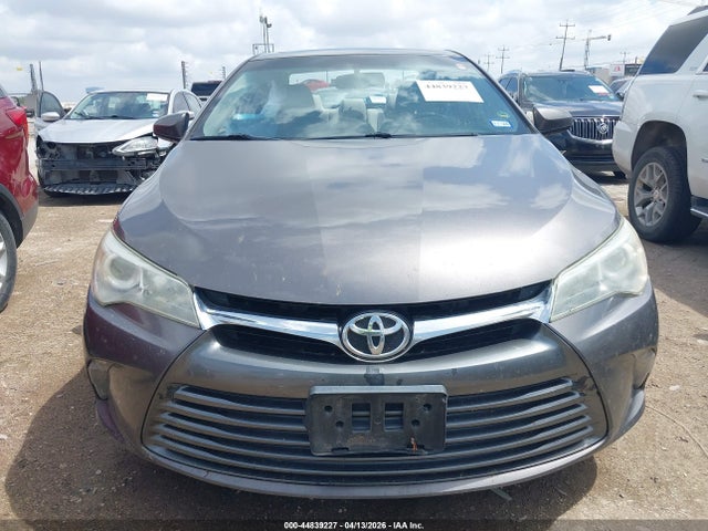 2017 Toyota Camry Xle მანქანა იყიდება აუქციონზე, vin: 4T1BF1FK3HU640306, აუქციონის ნომერი: 44839227