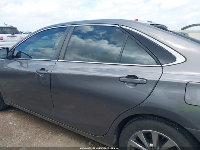 2017 Toyota Camry Xle მანქანა იყიდება აუქციონზე, vin: 4T1BF1FK3HU640306, აუქციონის ნომერი: 44839227