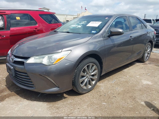 2017 Toyota Camry Xle მანქანა იყიდება აუქციონზე, vin: 4T1BF1FK3HU640306, აუქციონის ნომერი: 44839227
