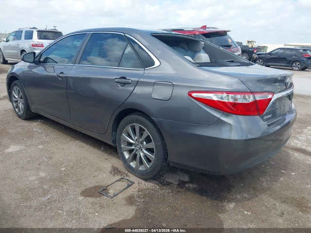 2017 Toyota Camry Xle მანქანა იყიდება აუქციონზე, vin: 4T1BF1FK3HU640306, აუქციონის ნომერი: 44839227