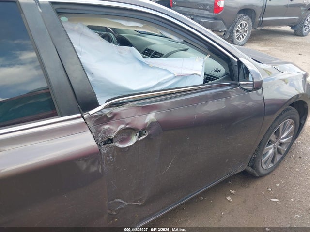 2017 Toyota Camry Xle მანქანა იყიდება აუქციონზე, vin: 4T1BF1FK3HU640306, აუქციონის ნომერი: 44839227