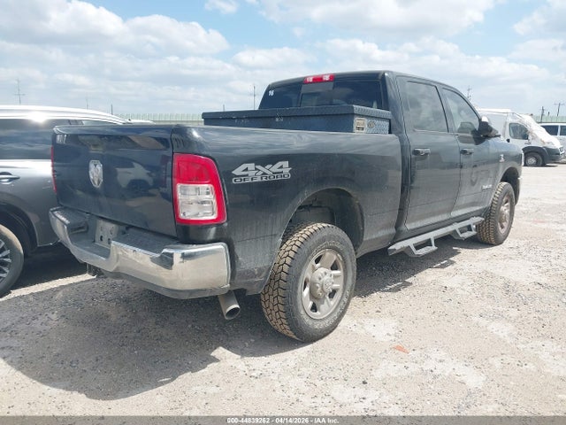 3C6UR5CL2MG557883 RAM 2500 Tradesman 4x4 6&#039;4 Box