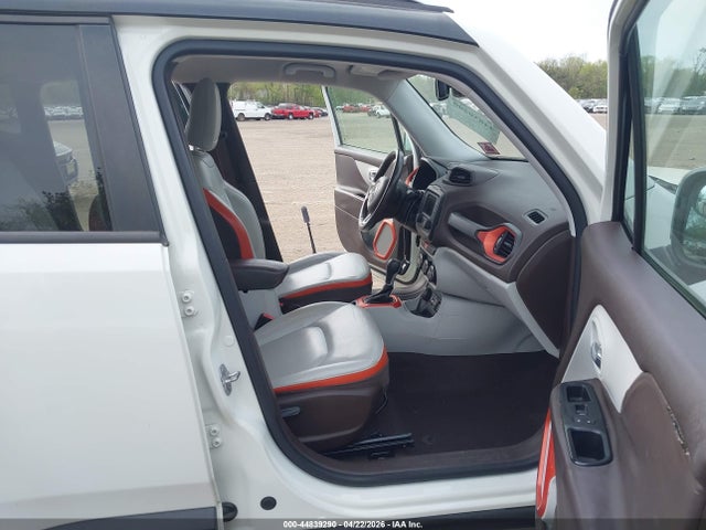 44839290 :رقم المزاد ، ZACCJBDT0FPB57325 vin ، 2015 Jeep Renegade Limited مزاد بيع