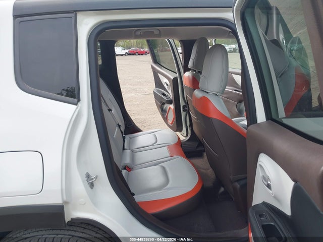 44839290 :رقم المزاد ، ZACCJBDT0FPB57325 vin ، 2015 Jeep Renegade Limited مزاد بيع