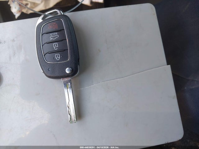44839291 :رقم المزاد ، 5NPE24AF9KH743286 vin ، 2019 Hyundai Sonata Se مزاد بيع