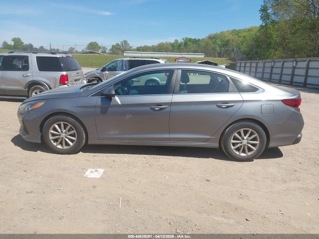 44839291 :رقم المزاد ، 5NPE24AF9KH743286 vin ، 2019 Hyundai Sonata Se مزاد بيع