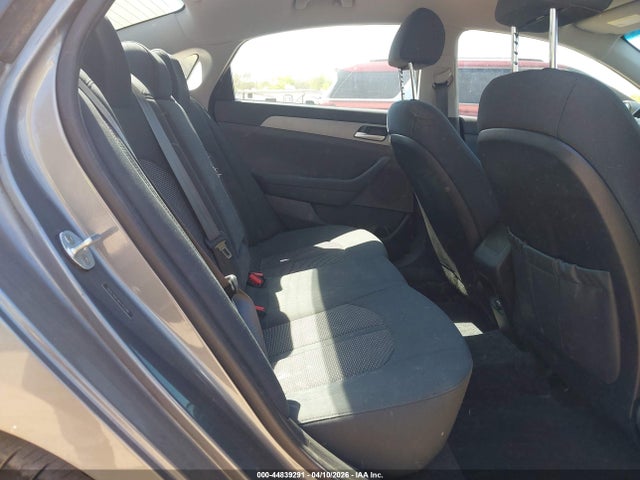 44839291 :رقم المزاد ، 5NPE24AF9KH743286 vin ، 2019 Hyundai Sonata Se مزاد بيع