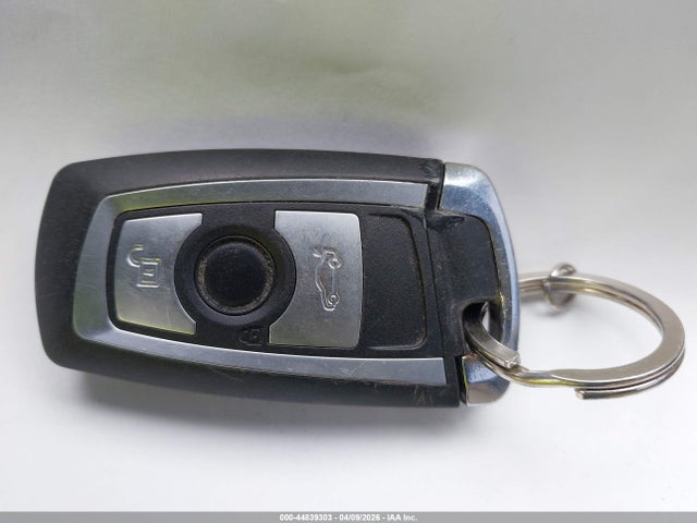2012 Bmw 750li მანქანა იყიდება აუქციონზე, vin: WBAKB8C56CC964532, აუქციონის ნომერი: 44839303