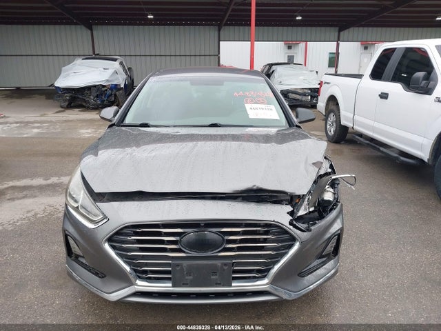 Продажа на аукционе авто 2018 Hyundai Sonata Se, vin: 5NPE24AF5JH702250, номер лота: 44839328