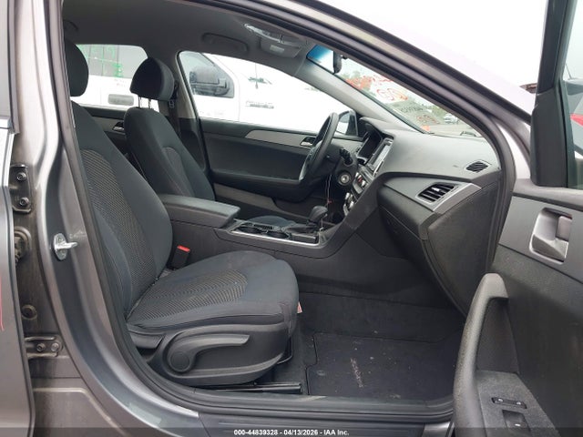 Продажа на аукционе авто 2018 Hyundai Sonata Se, vin: 5NPE24AF5JH702250, номер лота: 44839328