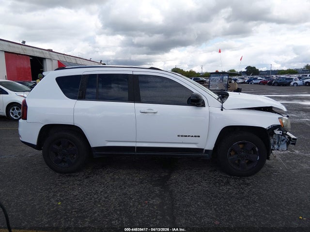 2014 Jeep Compass Sport მანქანა იყიდება აუქციონზე, vin: 1C4NJCBA5ED642675, აუქციონის ნომერი: 44839417