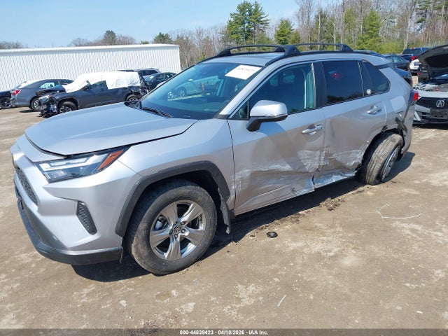 Toyota Rav4 Xle 2024 2T3P1RFV1RC422159 Image 2