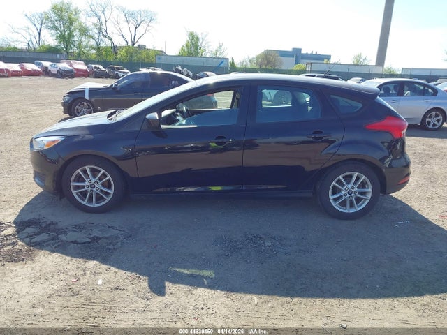 1FADP3K21JL275816 Ford FOCUS SE