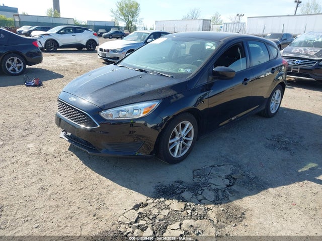 1FADP3K21JL275816 Ford FOCUS SE