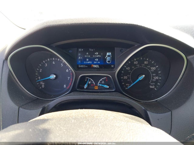 1FADP3K21JL275816 Ford FOCUS SE