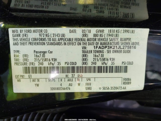 1FADP3K21JL275816 Ford FOCUS SE