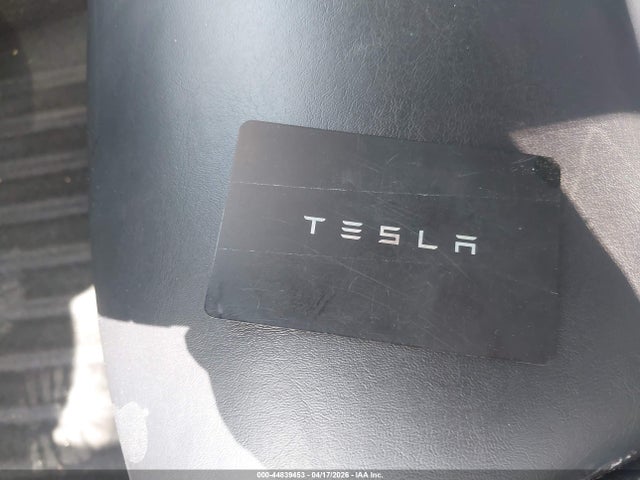 7SAYGDEF0NF309756 Tesla Model Y Performance Dual Motor All-wheel Drive