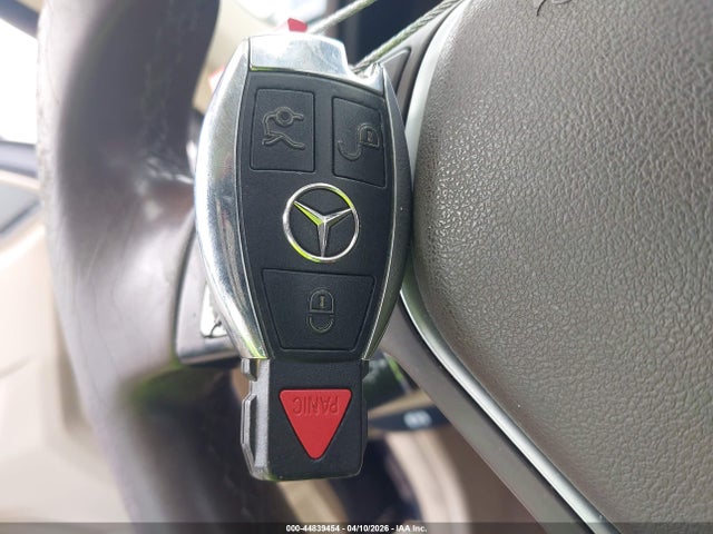 Продажа на аукционе авто 2013 Mercedes-benz E 550, vin: WDDKK7DF5DF213609, номер лота: 44839454