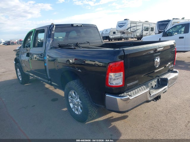 44839456 :رقم المزاد ، 3C63R3DL7KG547846 vin ، 2019 Ram 3500 Big Horn  4x4 6'4 Box مزاد بيع