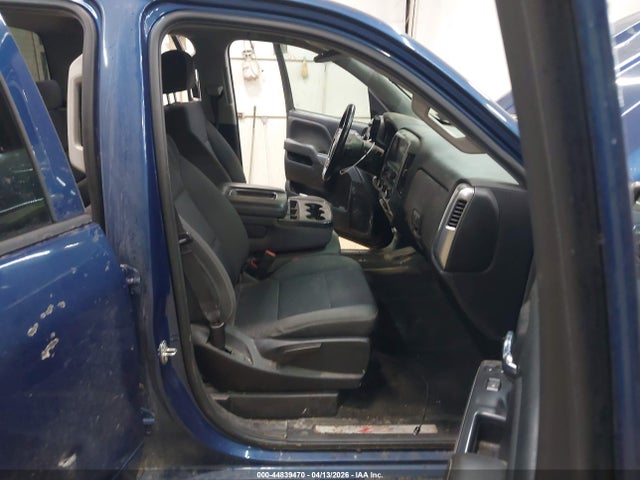 44839470 :رقم المزاد ، 1GCVKREC0JZ100877 vin ، 2018 Chevrolet Silverado 1500 2lt مزاد بيع