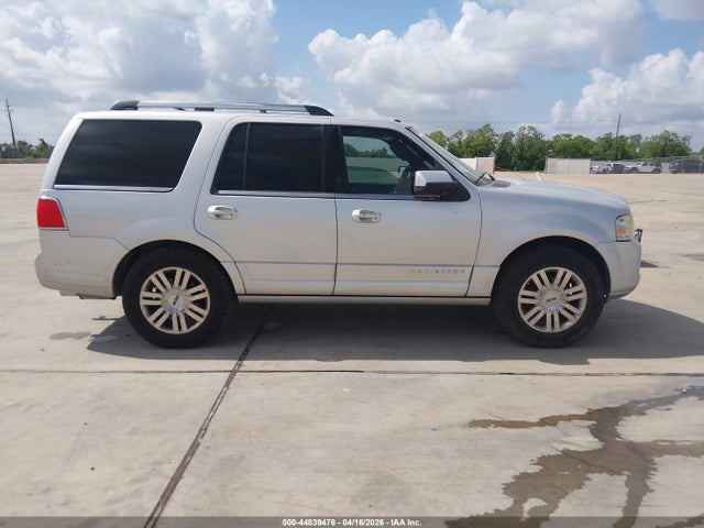 Lincoln Navigator 2014 5LMJJ2H52EEL06357 Image 13