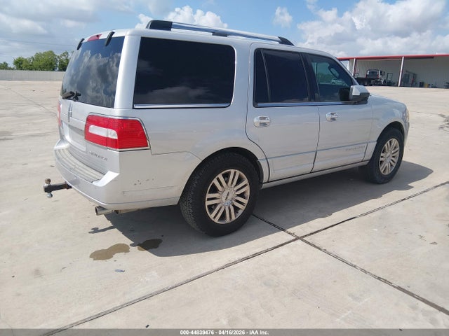 Lincoln Navigator 2014 5LMJJ2H52EEL06357 Image 4