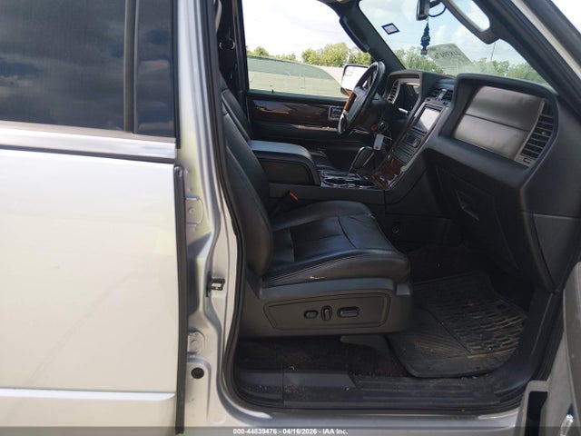 Lincoln Navigator 2014 5LMJJ2H52EEL06357 Image 5