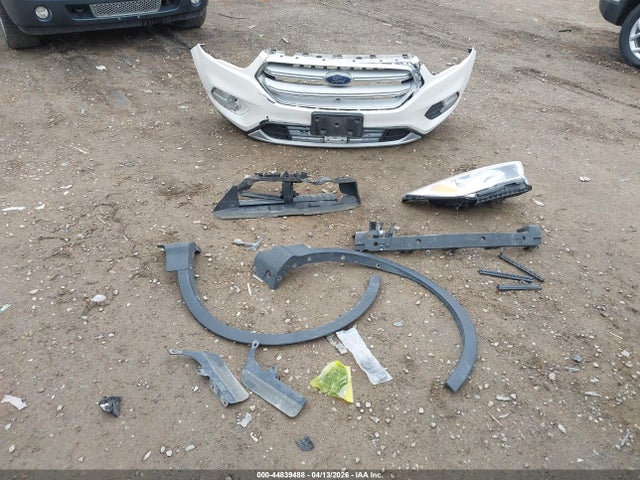 44839488 :رقم المزاد ، 1FMCU9GD6KUA64212 vin ، 2019 Ford Escape Se مزاد بيع