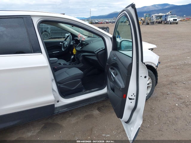 44839488 :رقم المزاد ، 1FMCU9GD6KUA64212 vin ، 2019 Ford Escape Se مزاد بيع