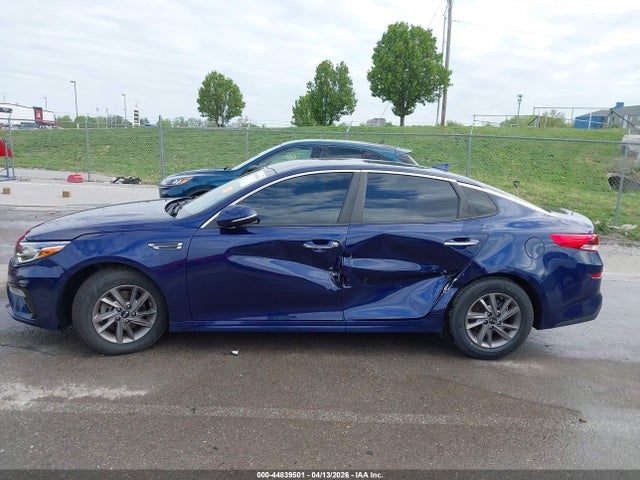 Продажа на аукционе авто 2020 Kia Optima Lx, vin: 5XXGT4L33LG412158, номер лота: 44839501