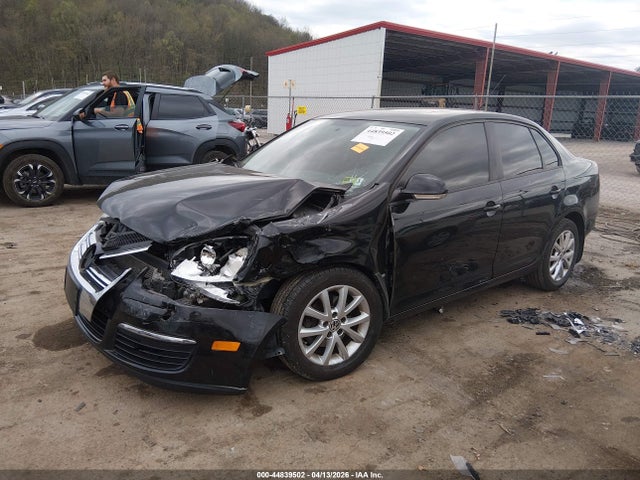 2010 Volkswagen Jetta Limited Edition მანქანა იყიდება აუქციონზე, vin: 3VWRZ7AJ5AM154132, აუქციონის ნომერი: 44839502