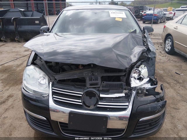 2010 Volkswagen Jetta Limited Edition მანქანა იყიდება აუქციონზე, vin: 3VWRZ7AJ5AM154132, აუქციონის ნომერი: 44839502