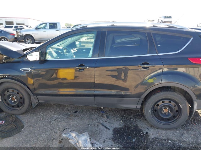 2014 Ford Escape Titanium მანქანა იყიდება აუქციონზე, vin: 1FMCU0J93EUB45382, აუქციონის ნომერი: 44839508