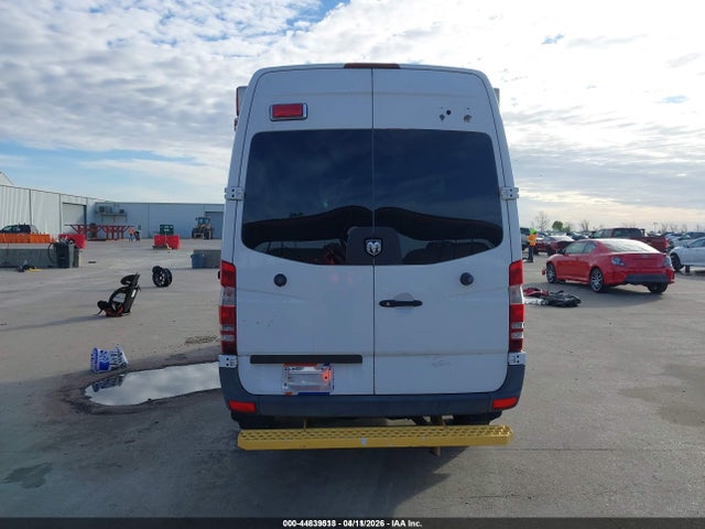 44839513 :رقم المزاد ، WD0PE7AD595421522 vin ، 2009 Dodge Sprinter 2500 مزاد بيع