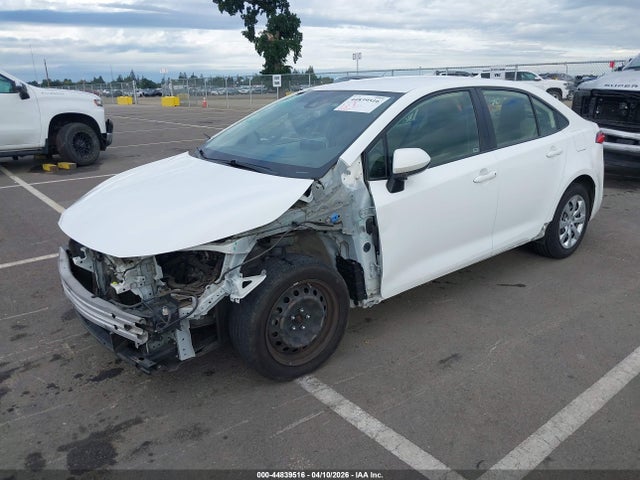 JTDEPMAE1MJ186506 Toyota COROLLA LE