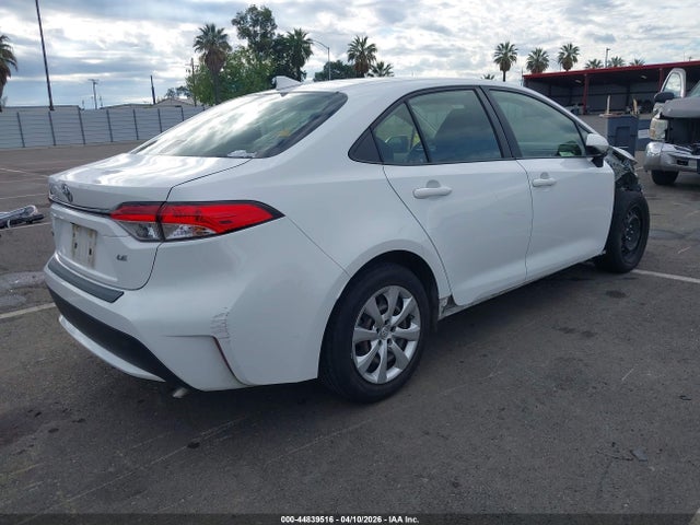 JTDEPMAE1MJ186506 Toyota COROLLA LE