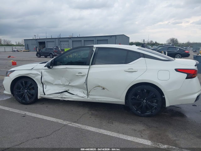 1N4BL4CV9NN305740 Nissan Altima Sr Fwd