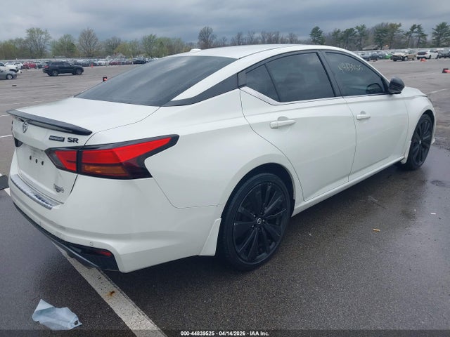 1N4BL4CV9NN305740 Nissan Altima Sr Fwd
