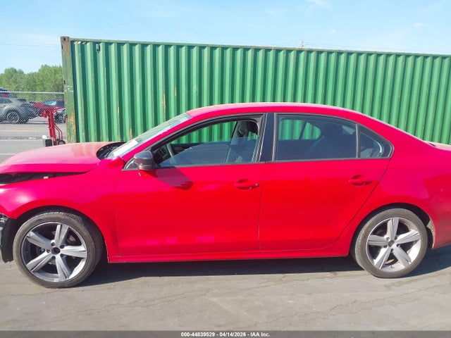 2014 Volkswagen Jetta 2.0l S მანქანა იყიდება აუქციონზე, vin: 3VW2K7AJ2EM376574, აუქციონის ნომერი: 44839529