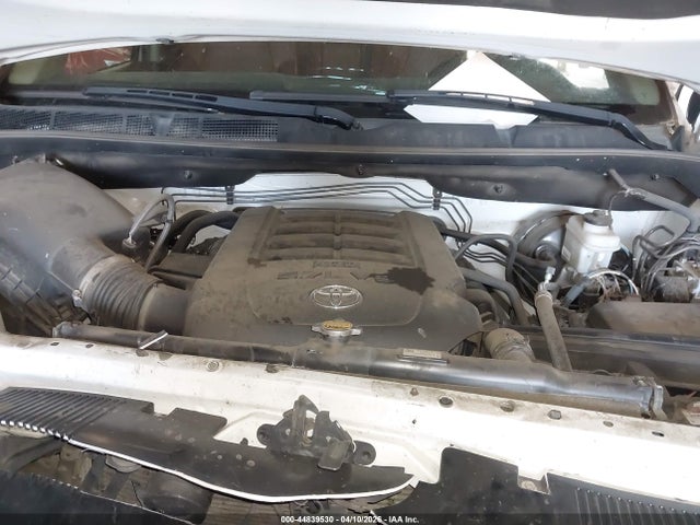 5TFAY5F14GX559076 Toyota Tundra 1794 5.7l V8