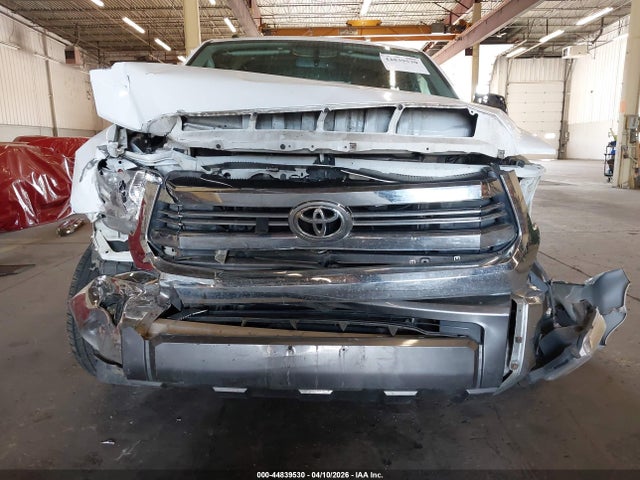 5TFAY5F14GX559076 Toyota Tundra 1794 5.7l V8