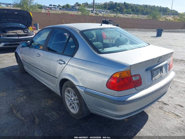 2000 Bmw 323i მანქანა იყიდება აუქციონზე, vin: WBAAM3340YKC72332, აუქციონის ნომერი: 44839531