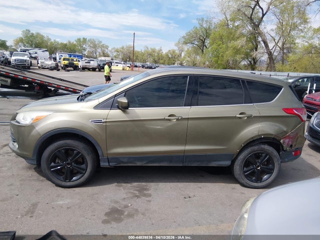 1FMCU9G97EUA31073 Ford ESCAPE SE
