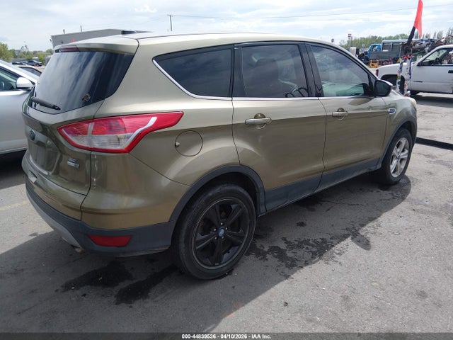 1FMCU9G97EUA31073 Ford ESCAPE SE