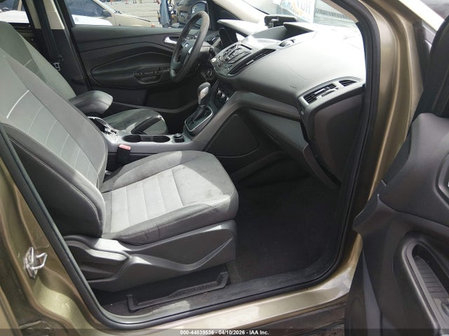 1FMCU9G97EUA31073 Ford ESCAPE SE