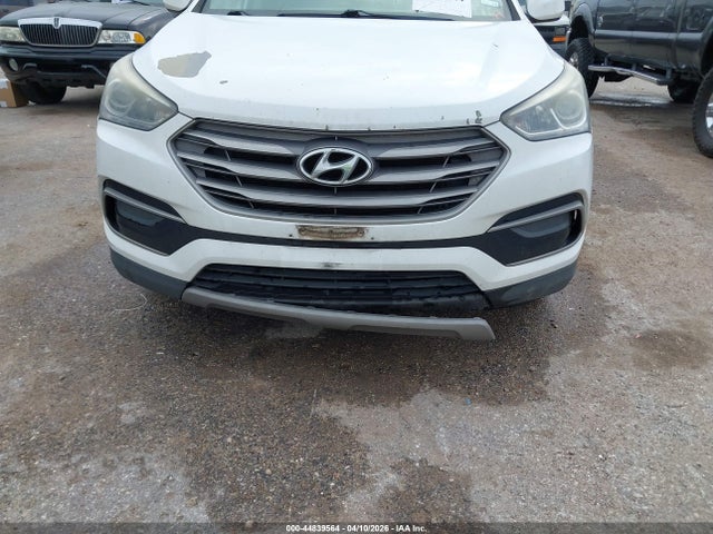 2017 Hyundai Santa Fe Sport 2.4l მანქანა იყიდება აუქციონზე, vin: 5NMZT3LB5HH042205, აუქციონის ნომერი: 44839564